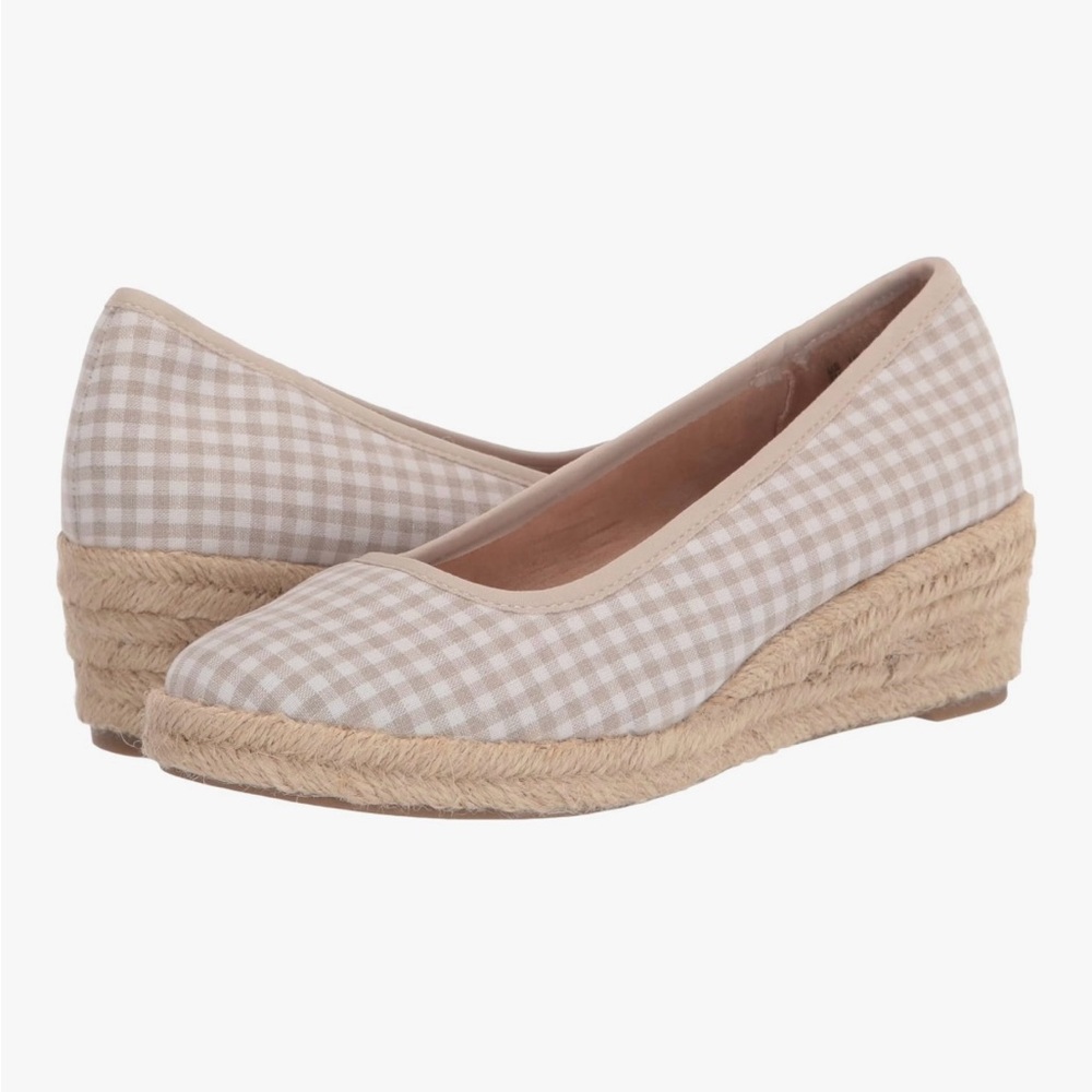 Life Stride Women’s Beige Gingham Espadrilles Size 7